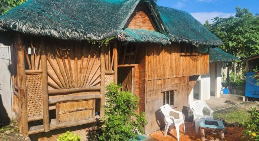 Nirvana Bamboo Houses & Dive Resort Moalboal Exterior foto