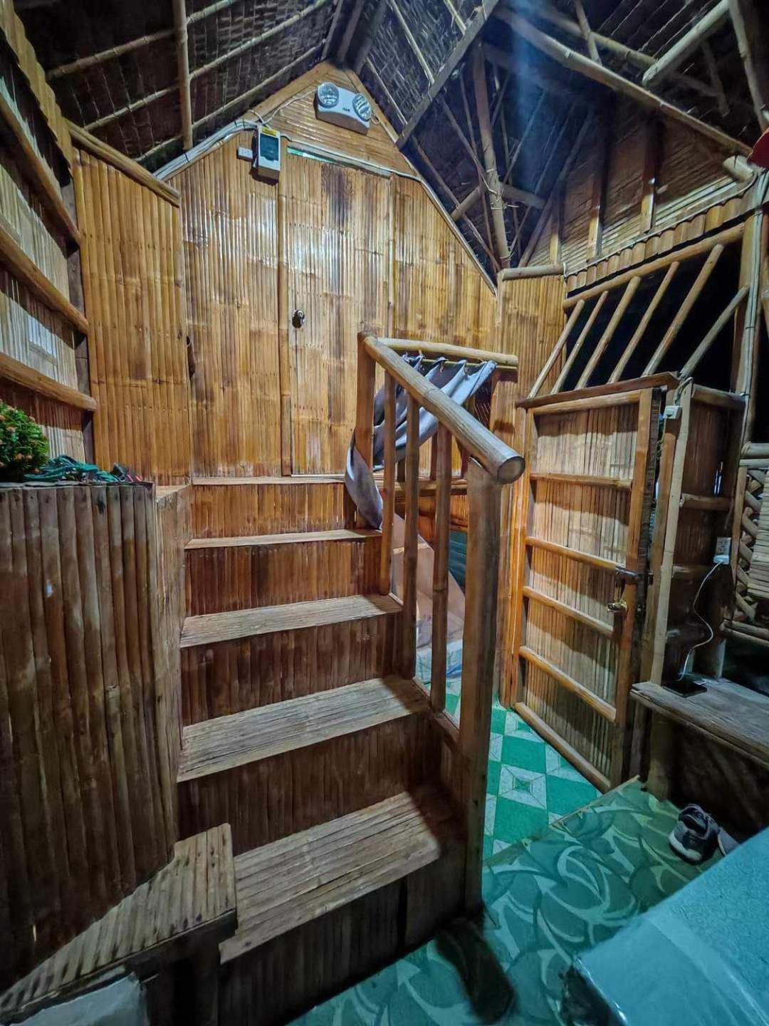 Nirvana Bamboo Houses & Dive Resort Moalboal Exterior foto